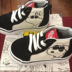 Peanuts Joe Cool/Black SK8-Hi Zip Toddler Size 4
